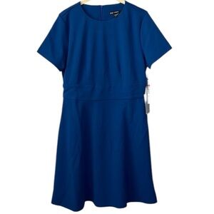 Maggy London Petite Blue Short Sleeveve Sheath Dress Size  6P